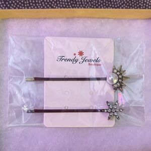 Trendy Jewels Celestial Pearl and Crystal Hair Clips